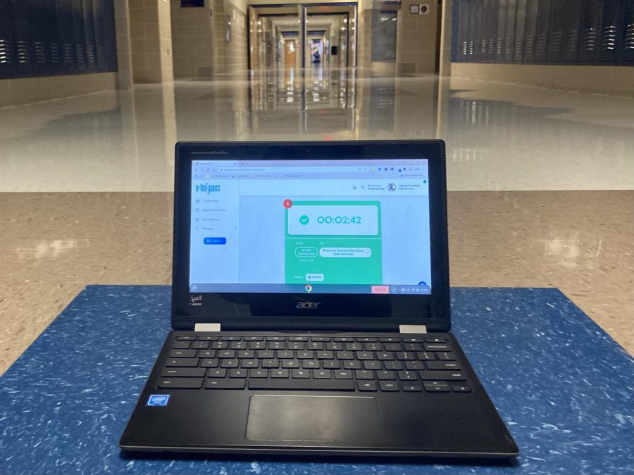 To use the E-hallpass, students must fill out a digital pass that includes what class they are departing from and their destination. 