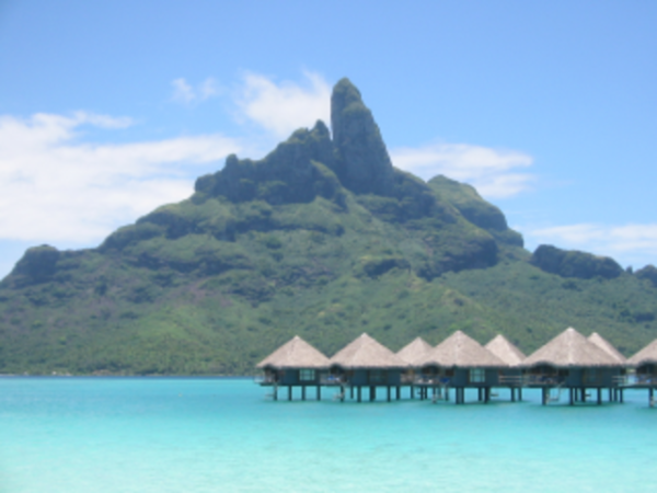 Tarte Cosmetics experiences major controversy after sending influencers to Bora Bora