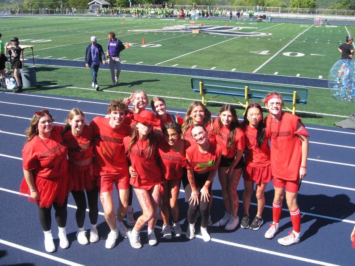 The Sophomore Class team poses after winning the obstacle course challenge in the Homecoming games.