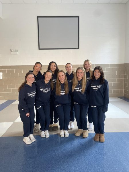 Varsity dance team concludes 2024-25 competition season